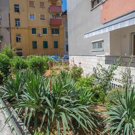 Nook Bb Apartment Split Luaran gambar
