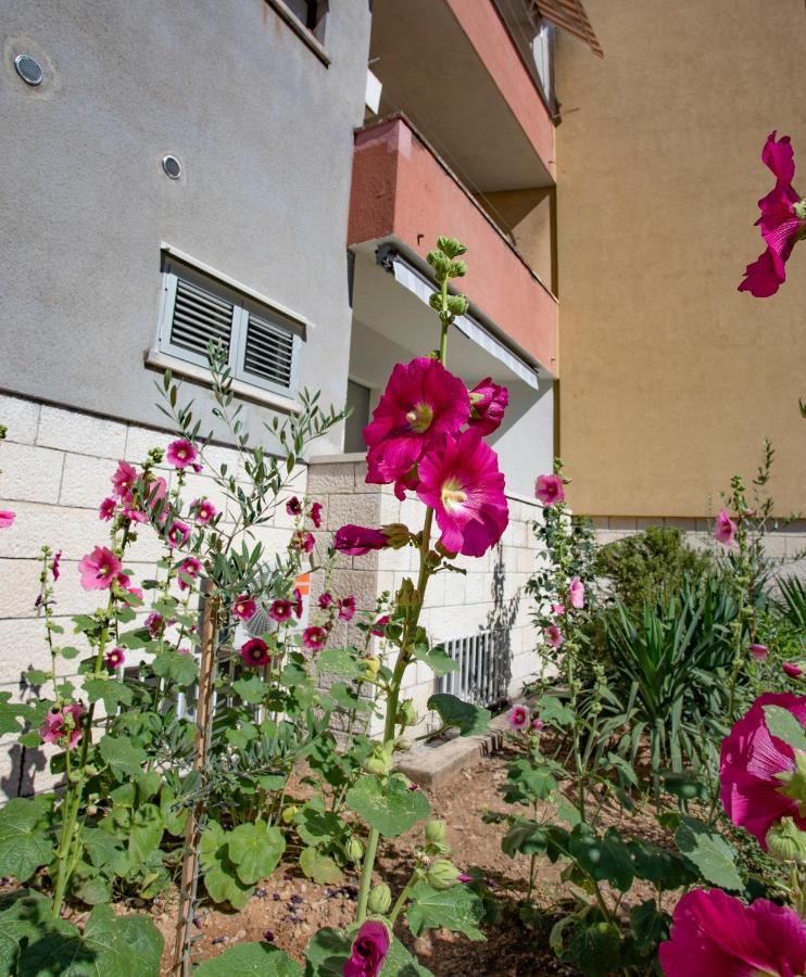 Nook Bb Apartment Split Luaran gambar
